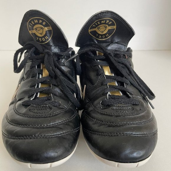 NIKE JR TIEMPO 750 II VT VERSATRACT YOUTH SOCCER CLEATS – SIZE 4.5Y – BLACK/GOLD - Picture 2 of 12